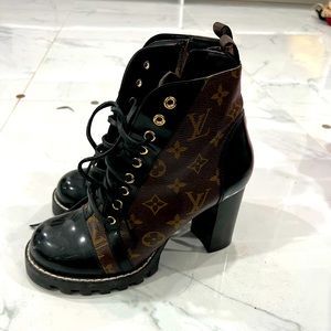 louis vuitton brown lv mongram print shoes